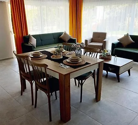 Ela Apart & Bungalow Hotel