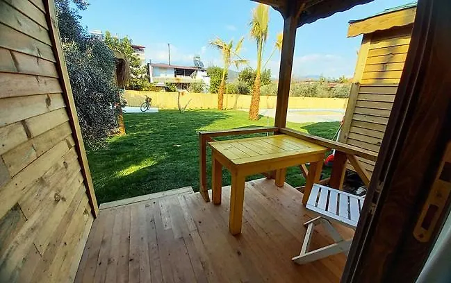 Ξενοδοχείο Ela Apart & Bungalow *